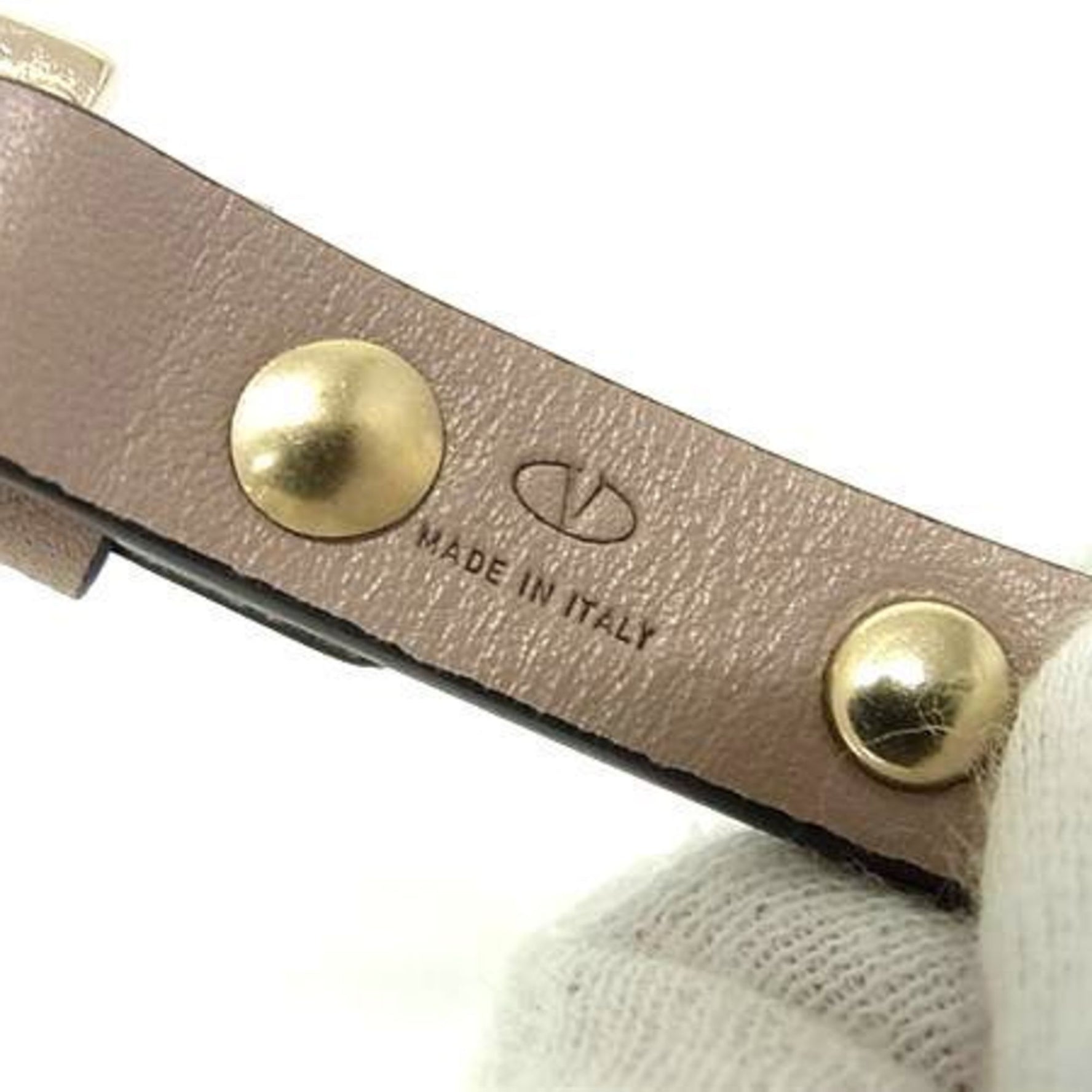 VALENTINO GARAVANI Rockstud Bracelet Pink Beige Leather