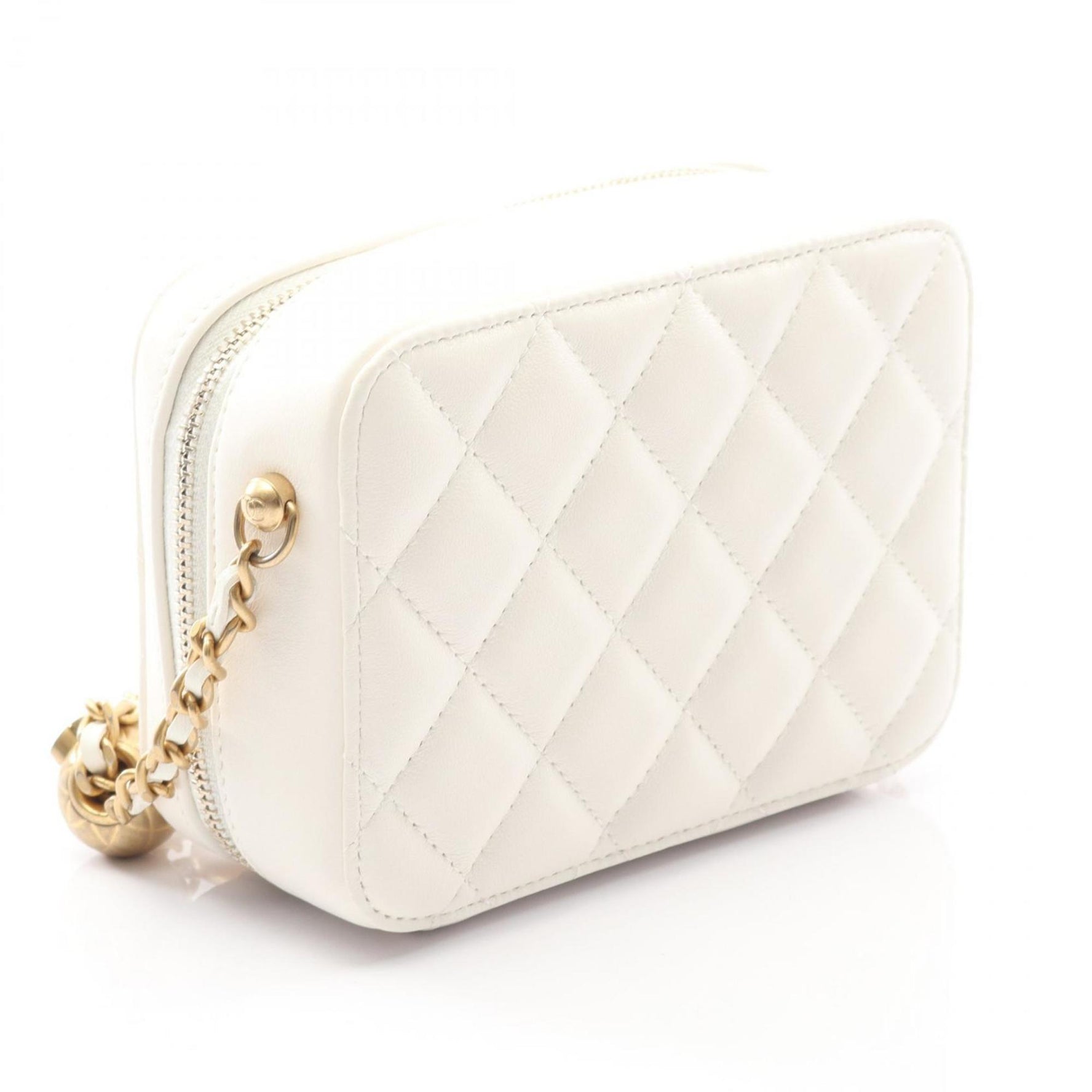 CHANEL Matelasse Shoulder Bag, Leather