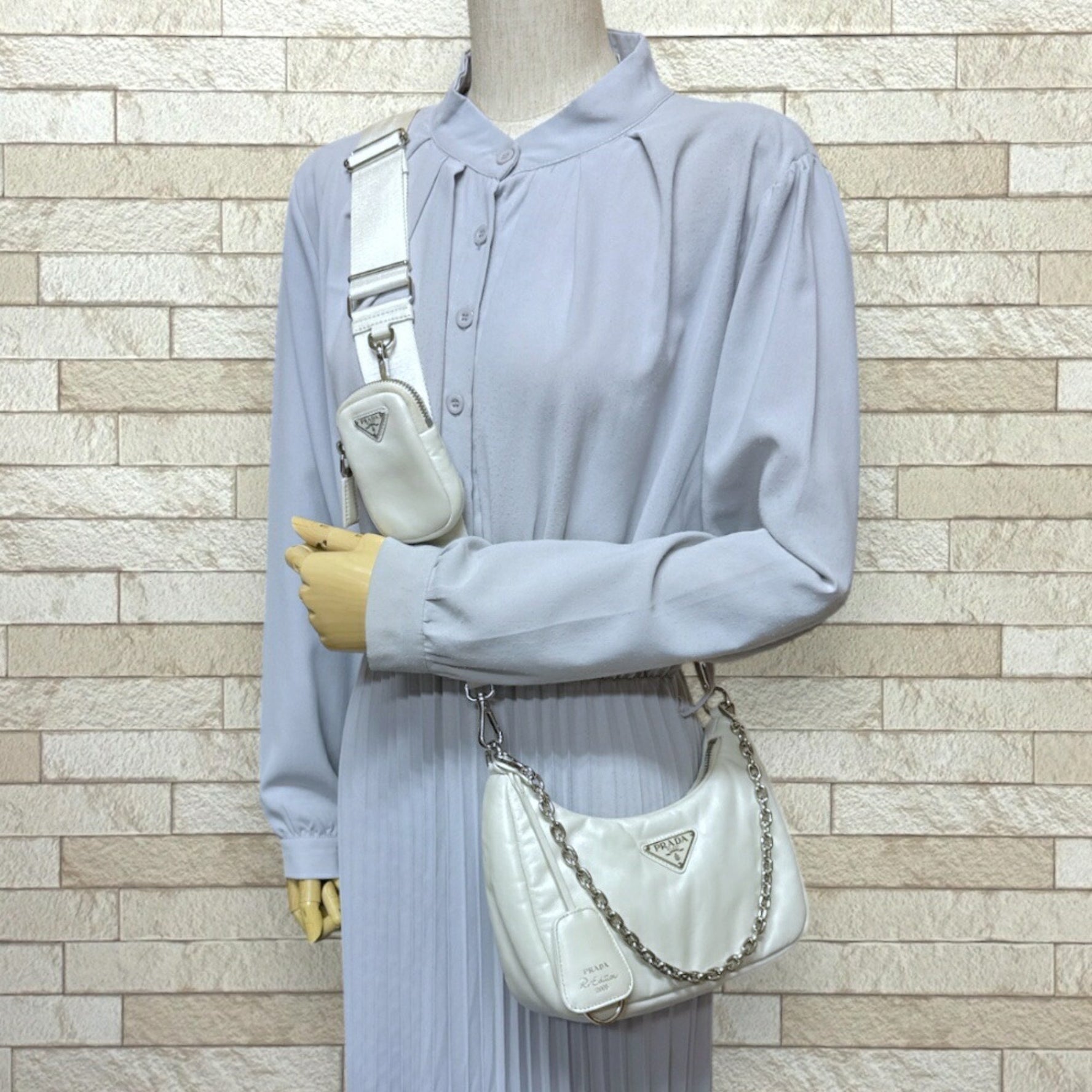 Prada Re-Edition 2005 Shoulder Bag Leather