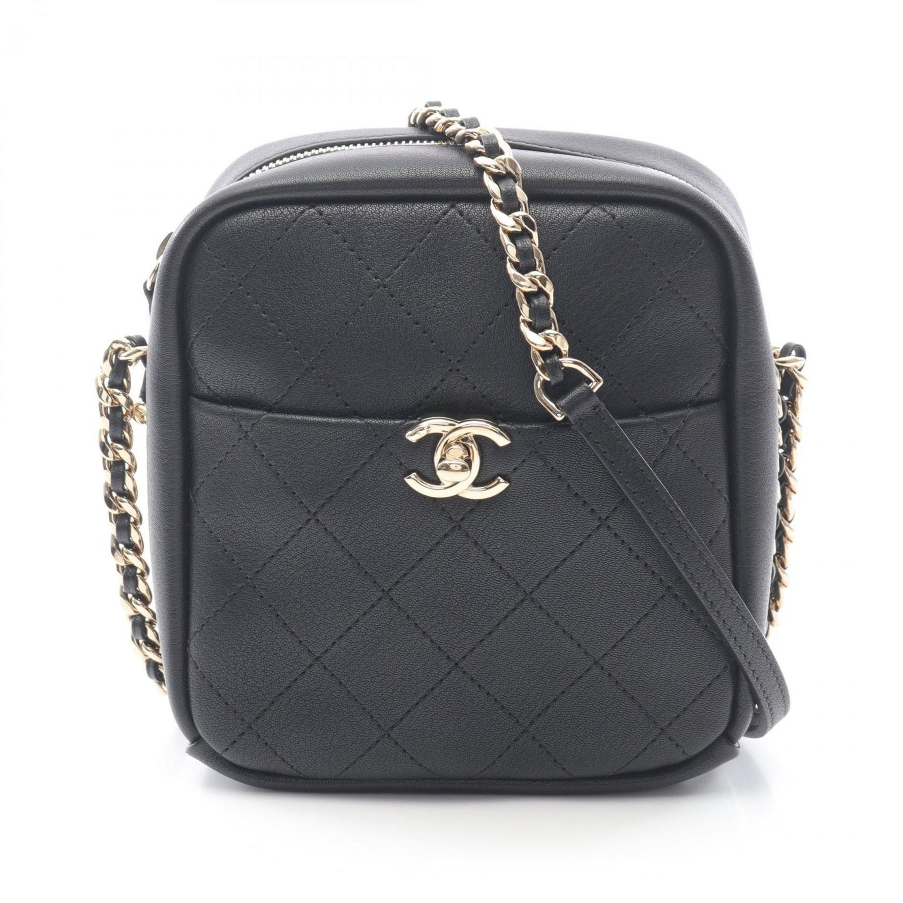 CHANEL Matelasse Shoulder Bag, Leather