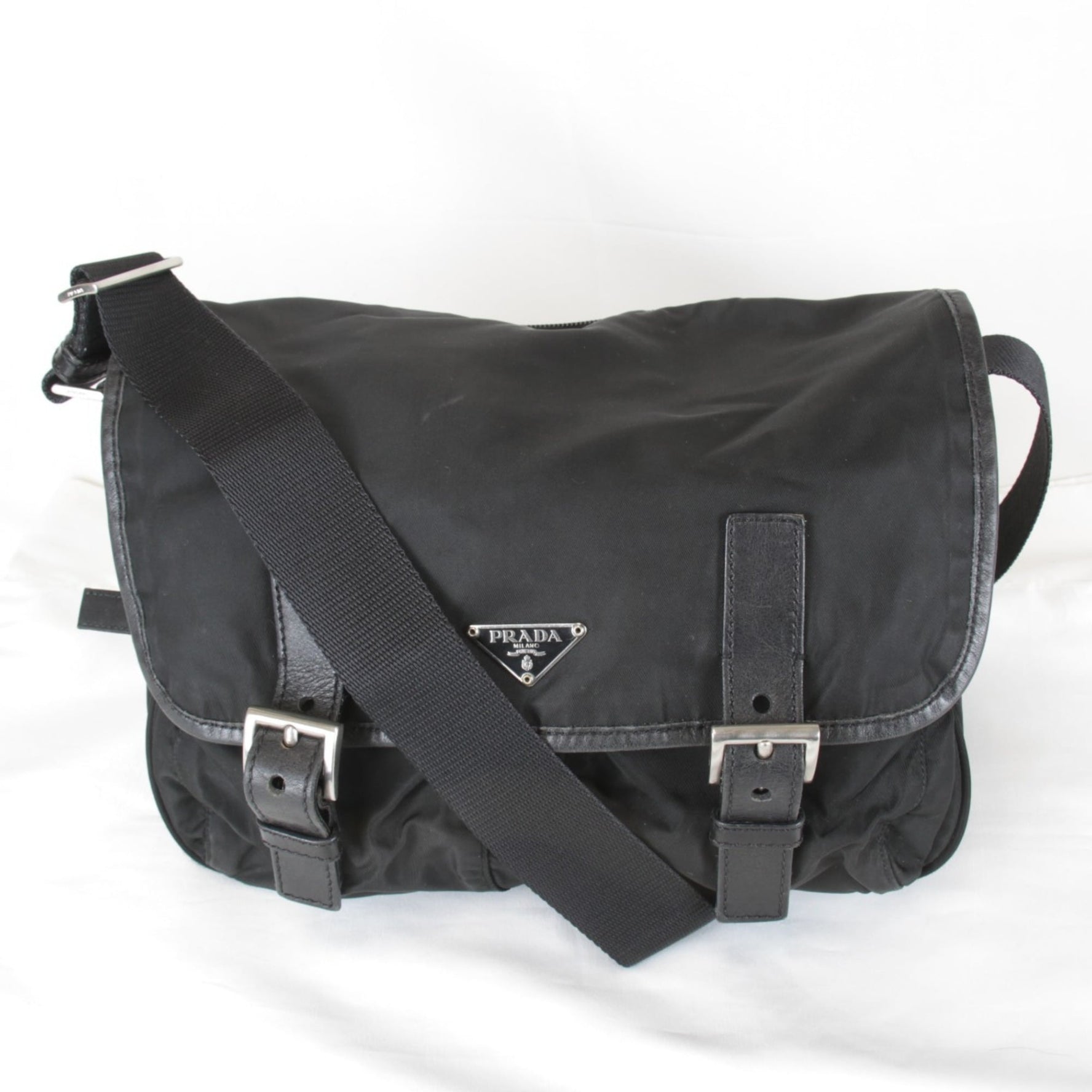 PRADA Card Holder Shoulder Bag in Nylon/Leather