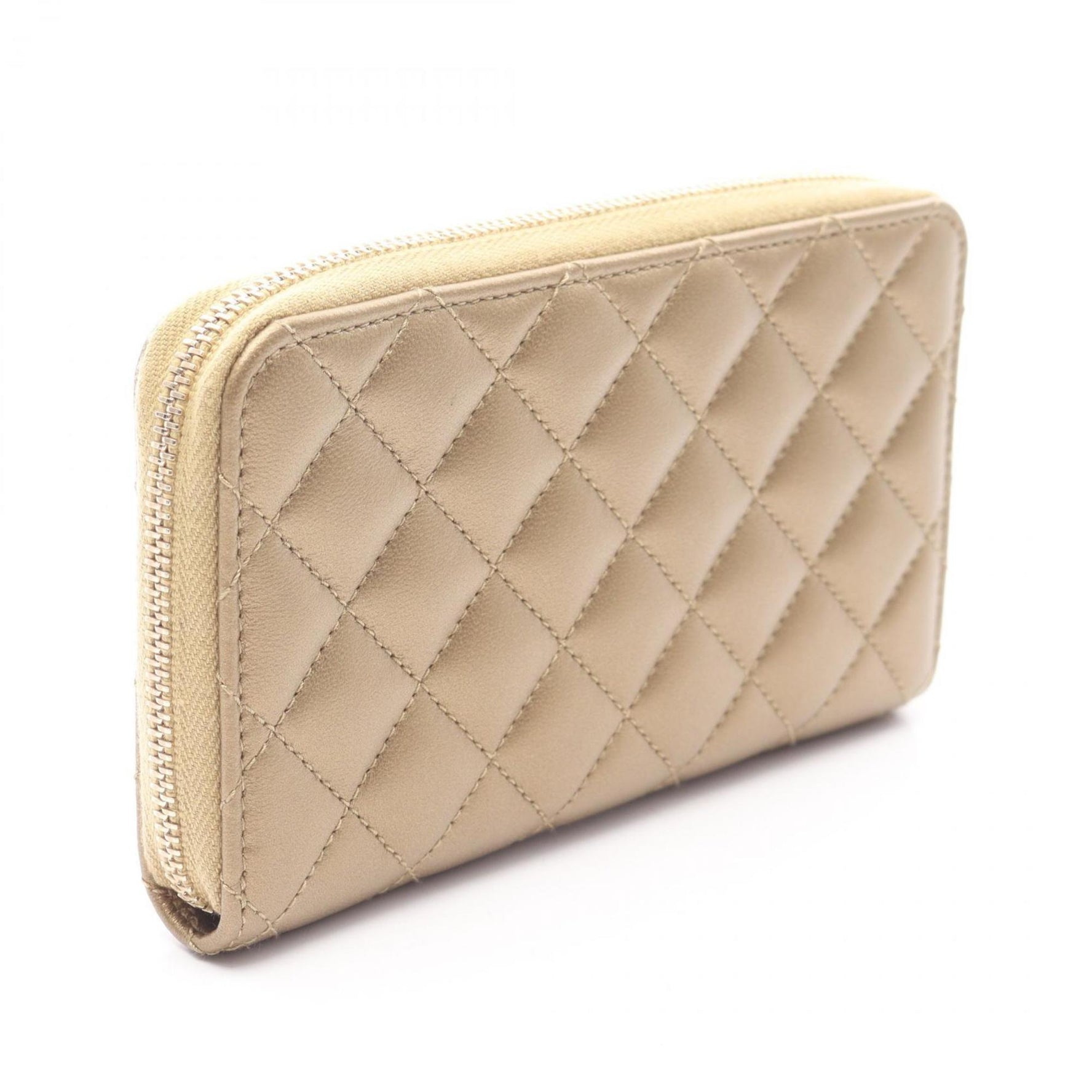 CHANEL Matelasse Round Wallet, Leather, Gold