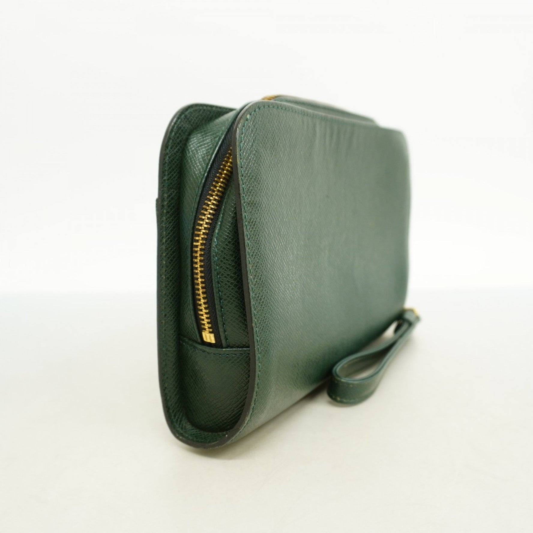 Louis Vuitton Taiga Baikal Clutch Bag