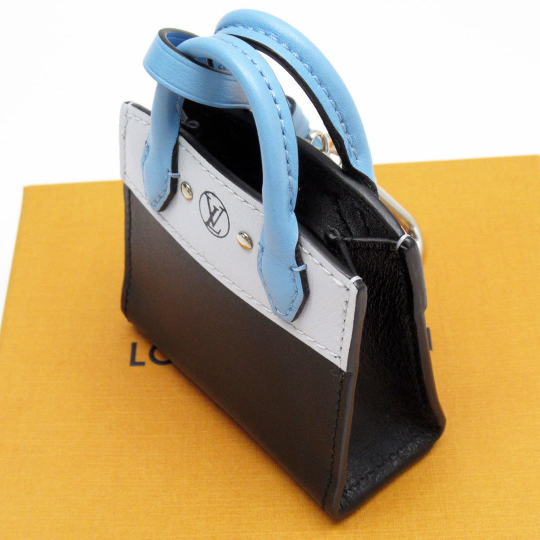 Louis Vuitton Charm Keychain City Steamer Leather Men's