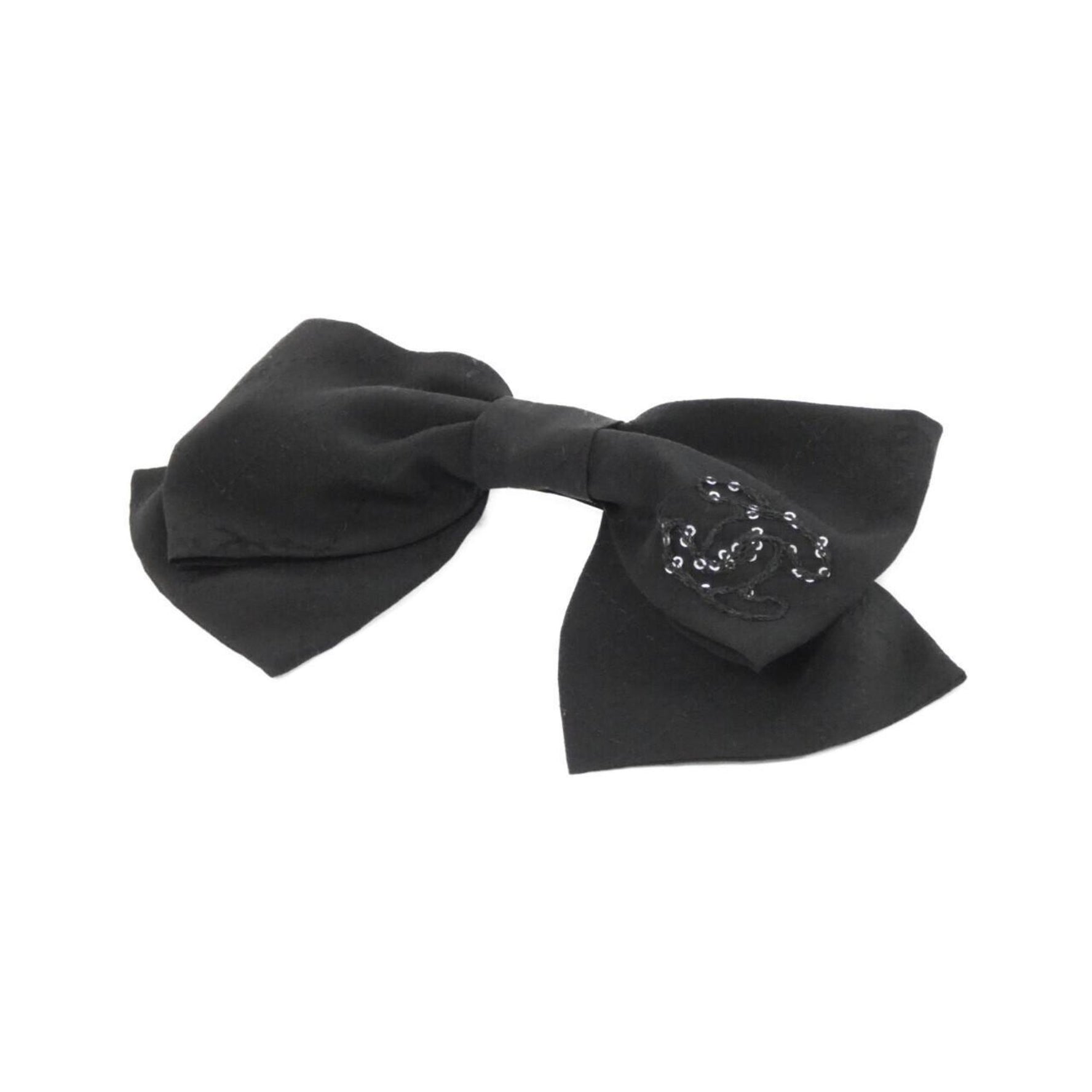 Chanel Barrette