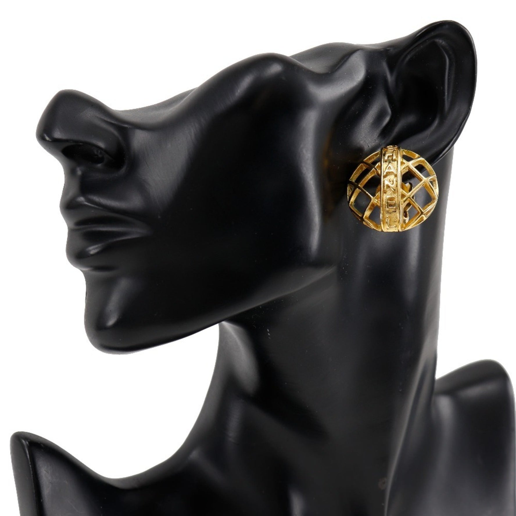 CHANEL Earrings, Plated, Approx.