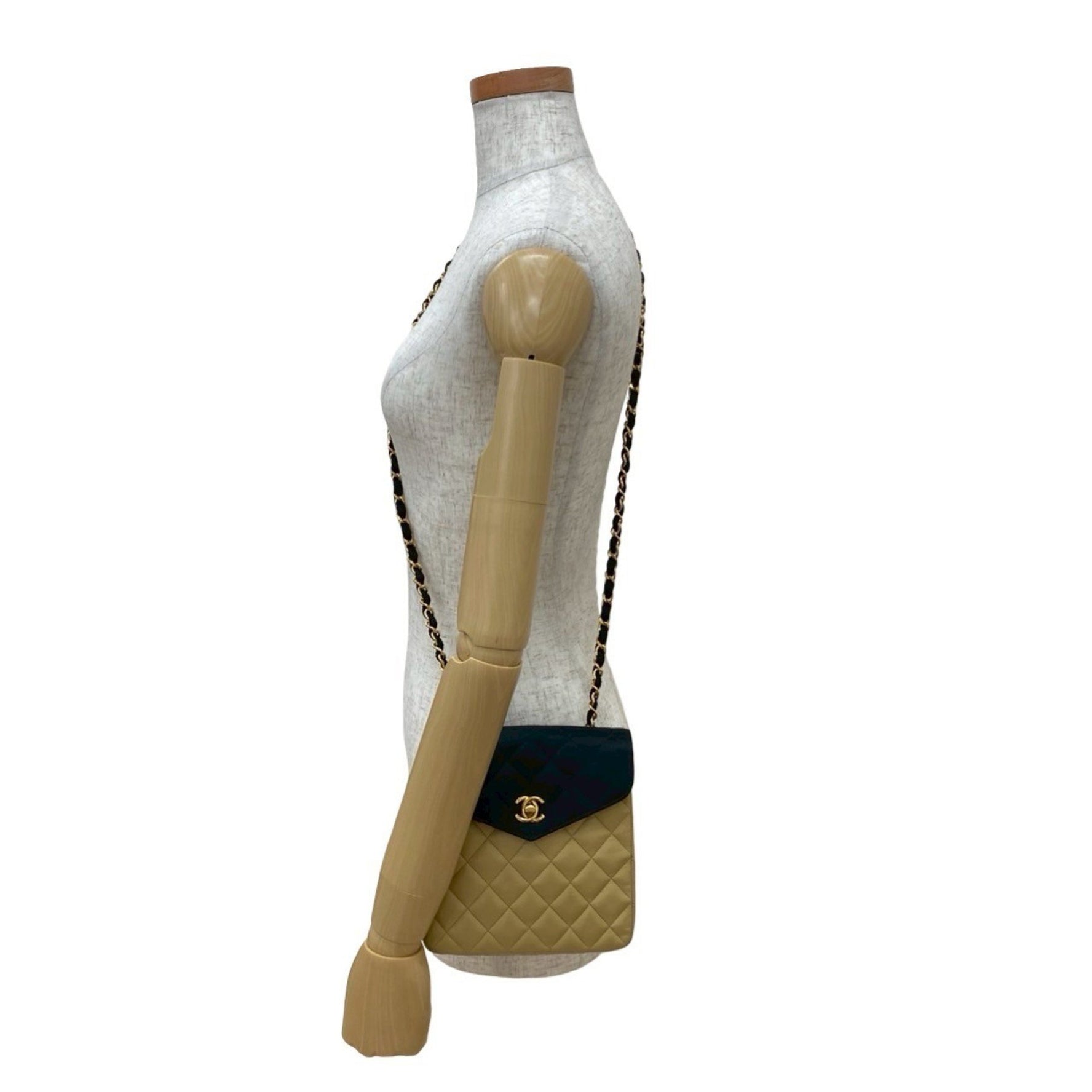 Seal No. 0 CHANEL Matelasse Coco Mark Lambskin Satin Shoulder Bag Black Beige