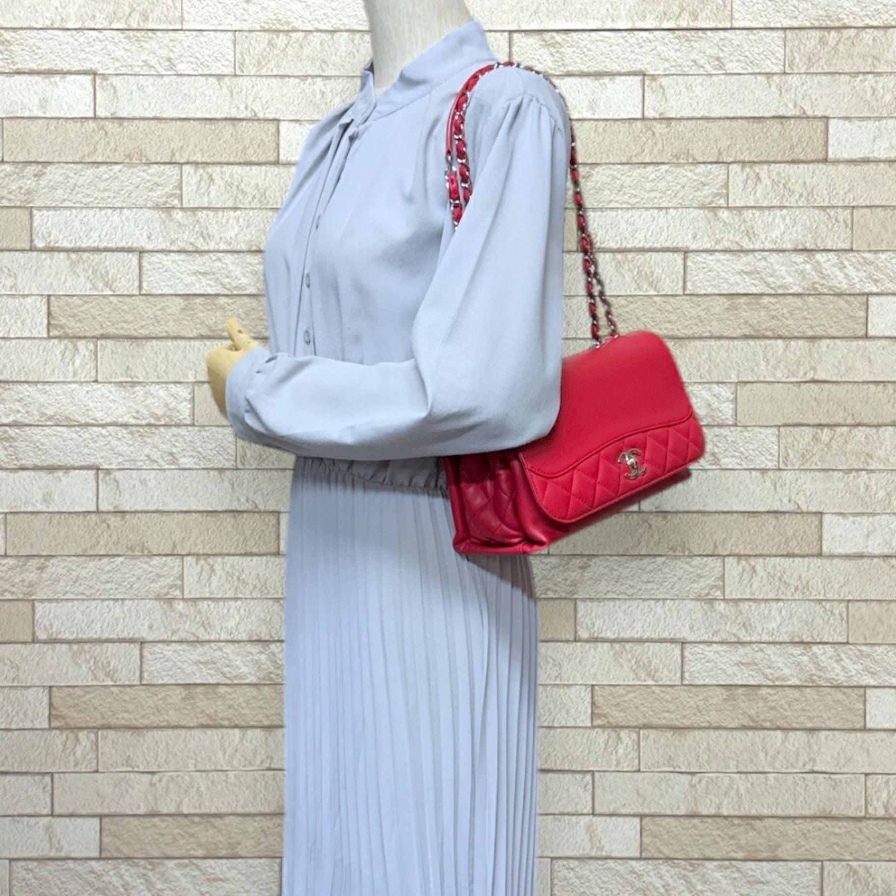 Chanel Matelasse Shoulder Bag Leather Red W Chain
