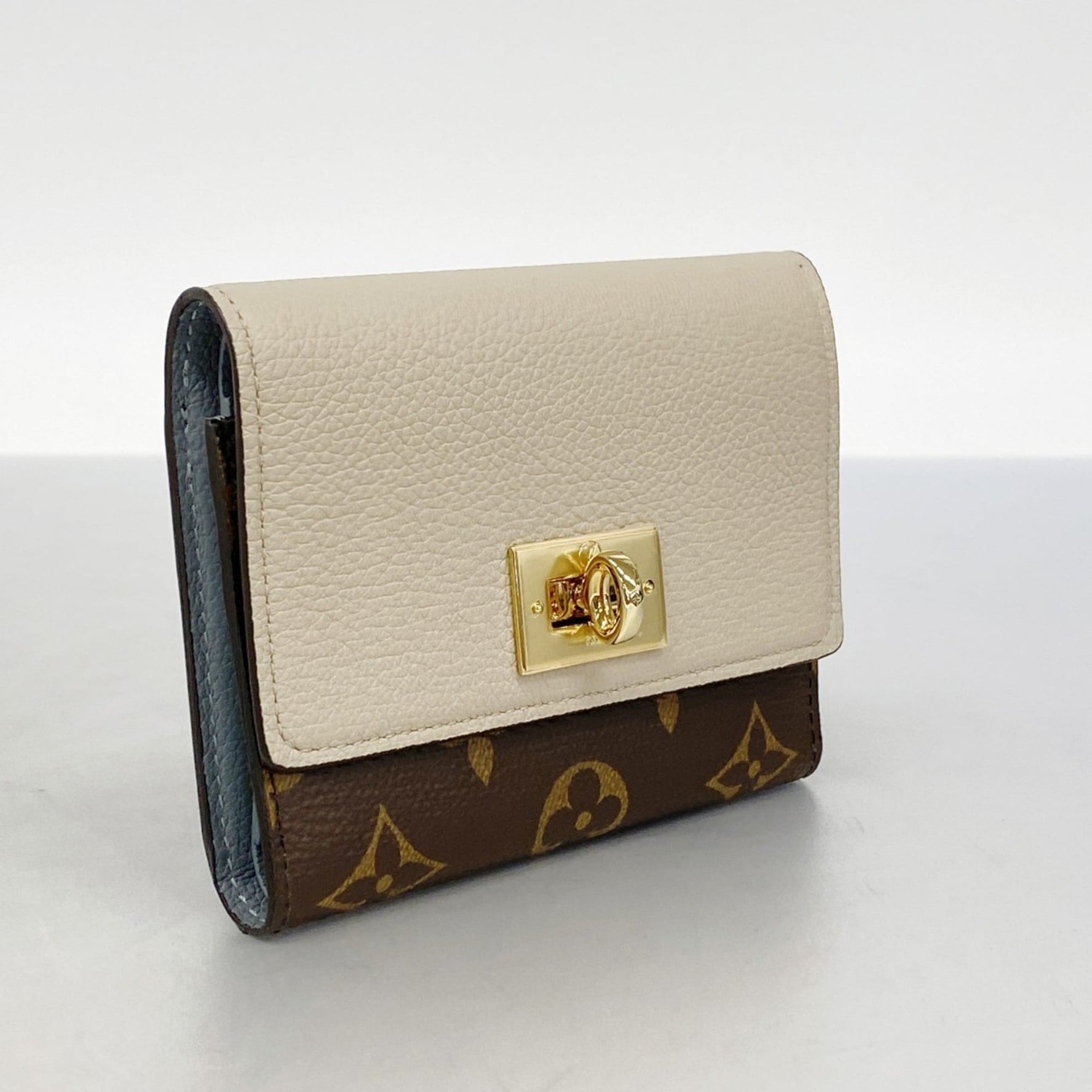 Louis Vuitton Monogram Victorine Tri-fold Wallet in Greige
