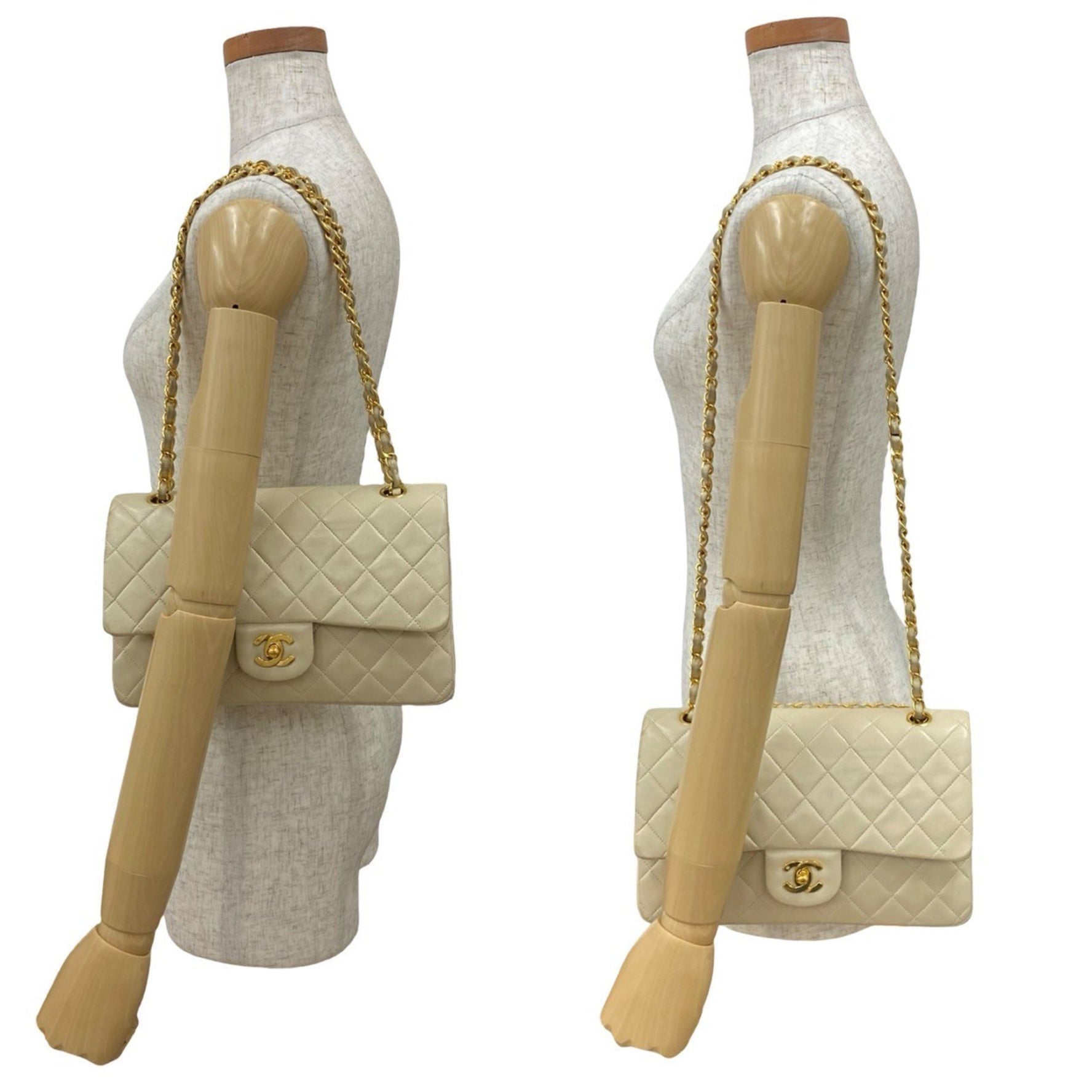 Seal No. 2 CHANEL Coco Mark Double Flap Lambskin Chain Shoulder Bag Ivory