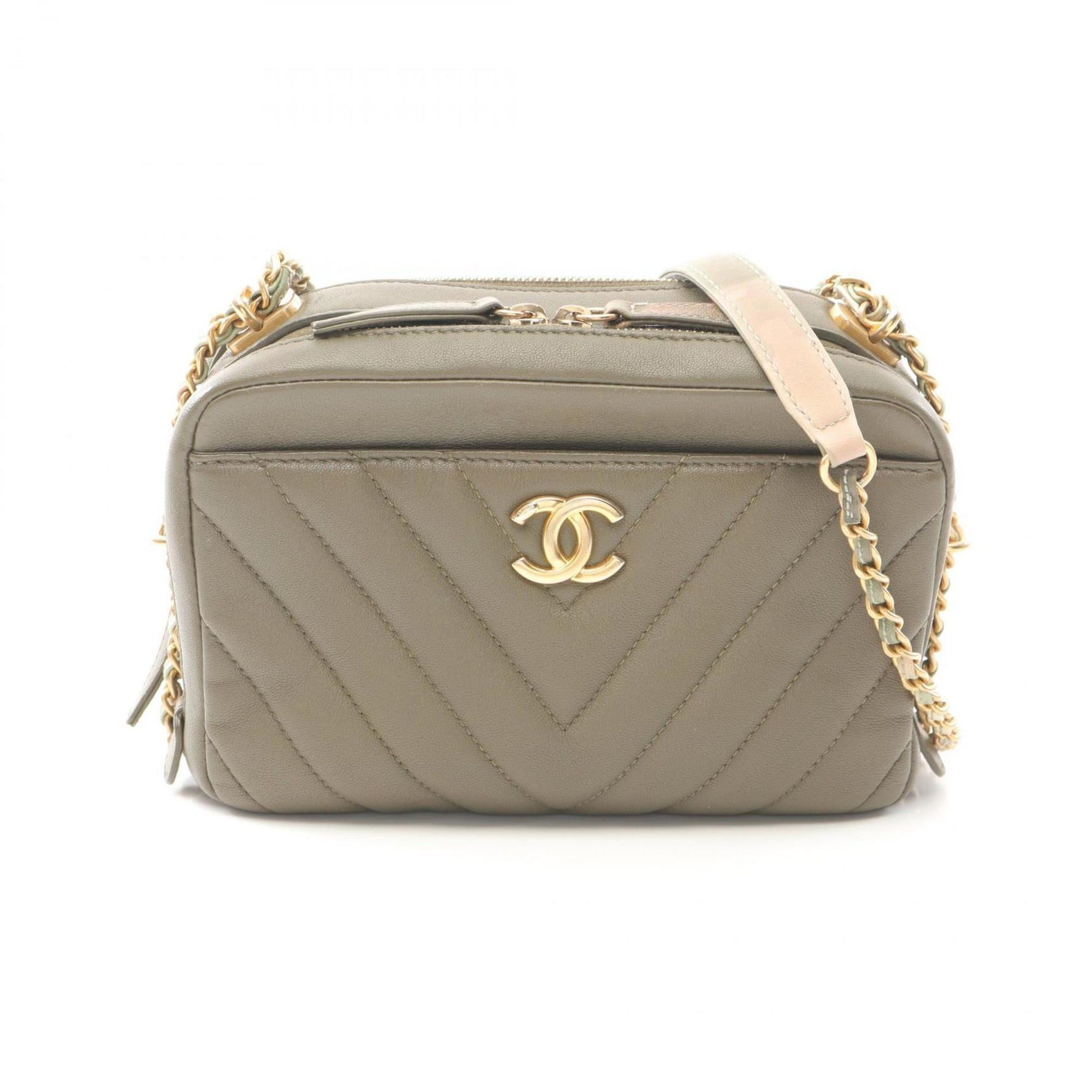 CHANEL Chevron V-stitch shoulder bag, lambskin