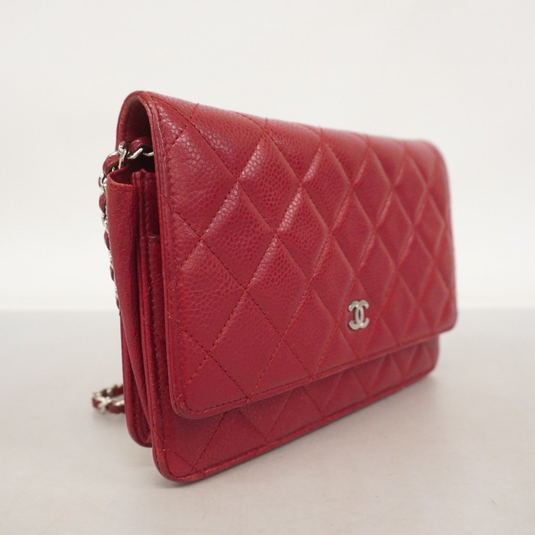 Chanel Matelasse Shoulder Wallet with Chain Bag in Caviar Leather, Red