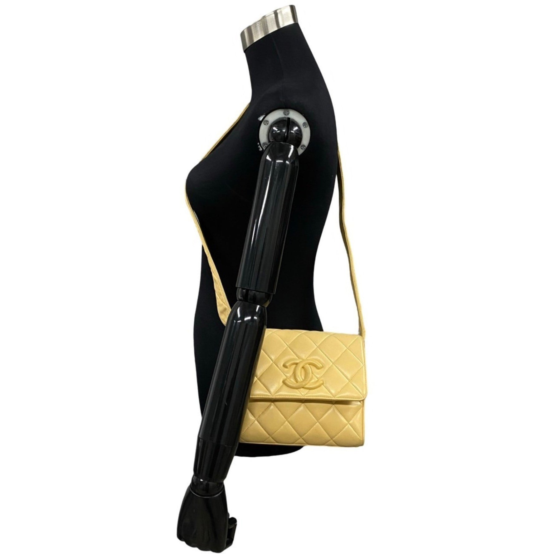 CHANEL Matelasse Coco Mark Lambskin Genuine Leather Shoulder Bag Pochette