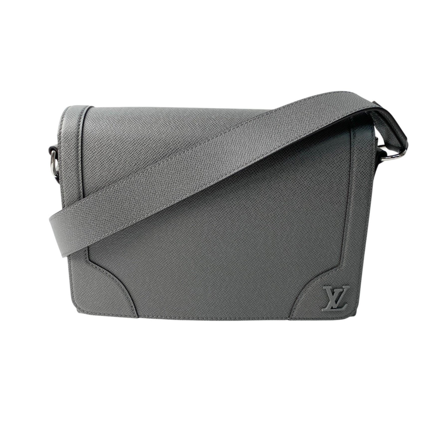 Louis Vuitton Taiga New Flap Messenger Shoulder Bag, IC Crossbody Bag