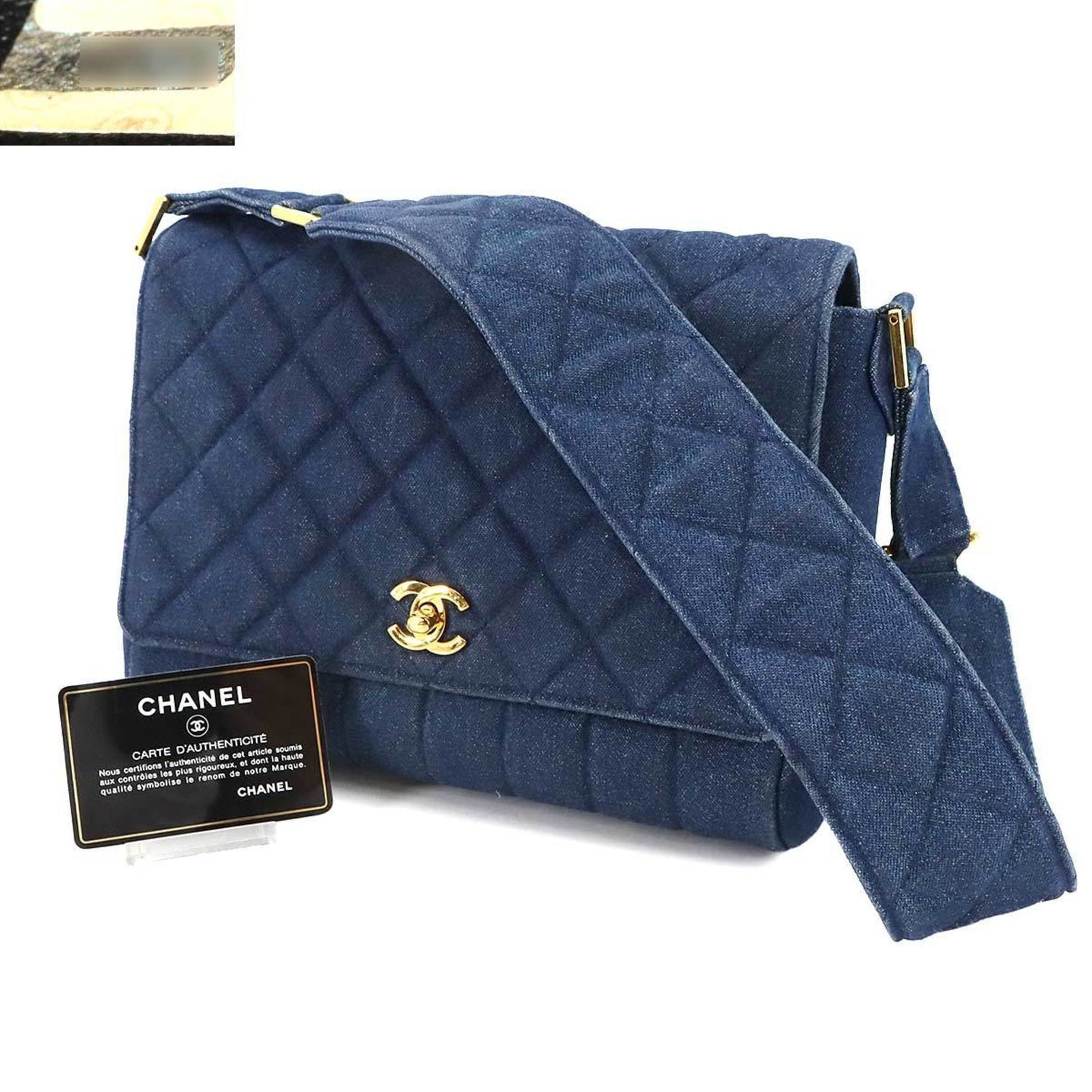 CHANEL Matelasse Shoulder Bag in Denim with Gold Hardware