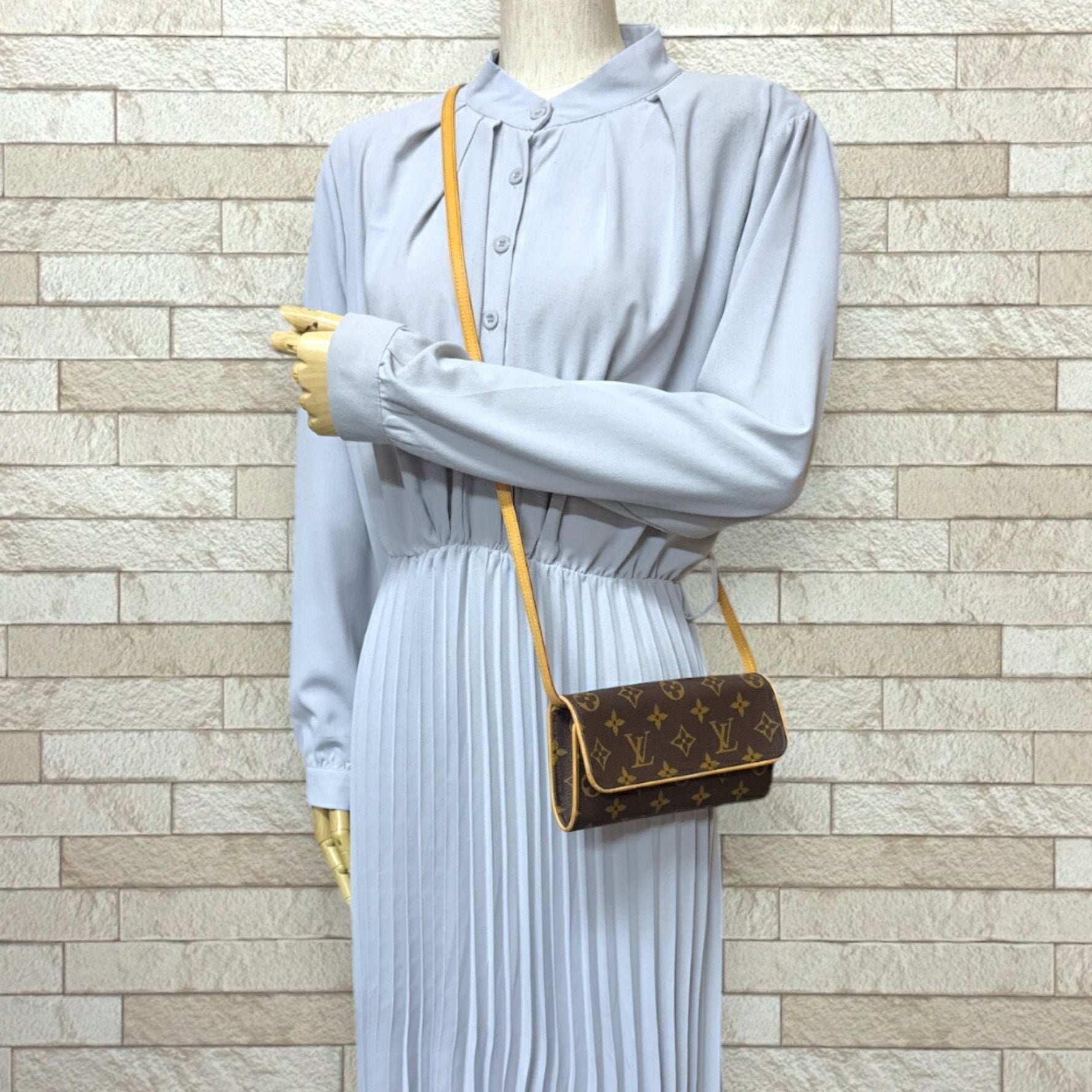 Louis Vuitton Pochette Twin PM Monogram Shoulder Bag Canvas