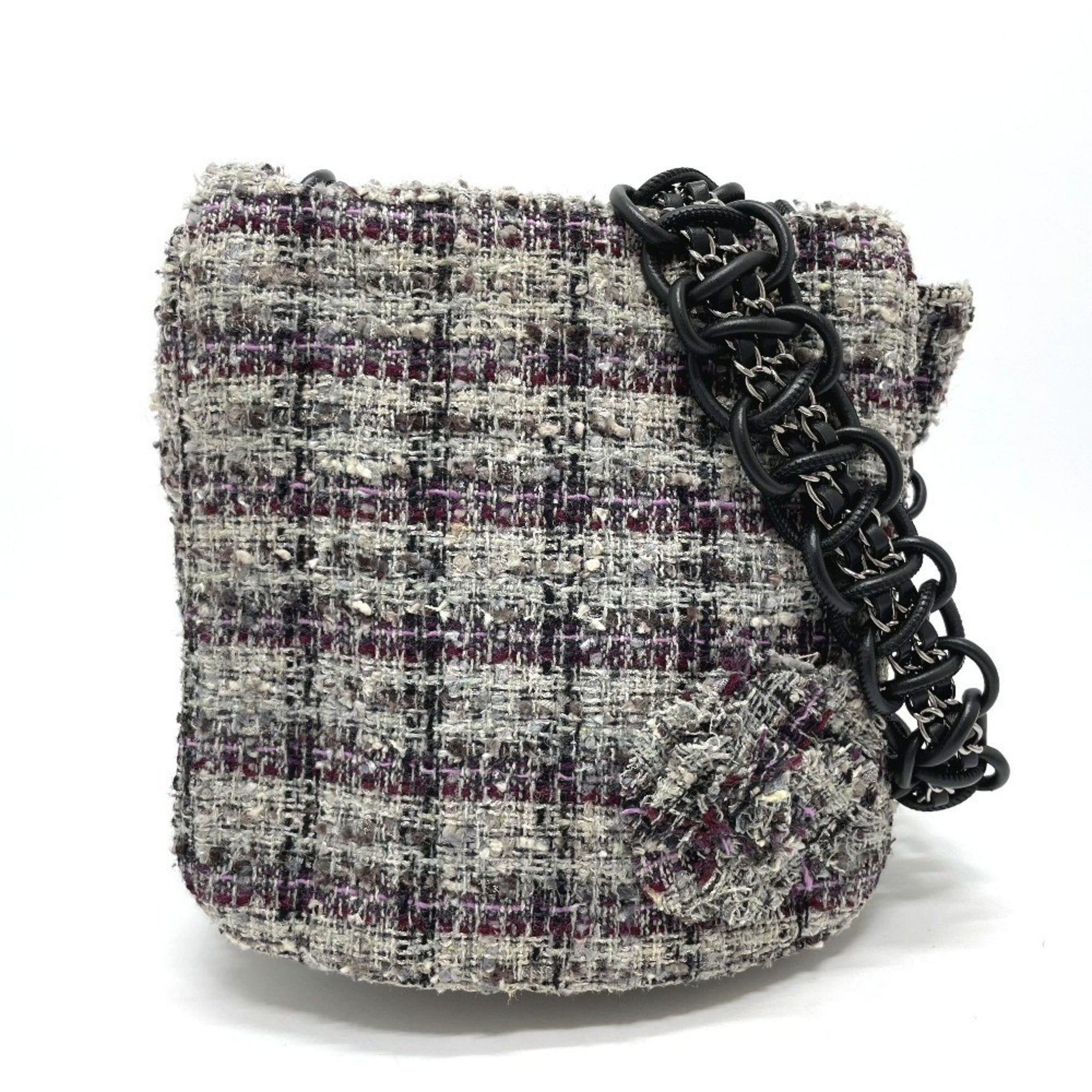 CHANEL Camellia flap chain shoulder bag in tweed, grey