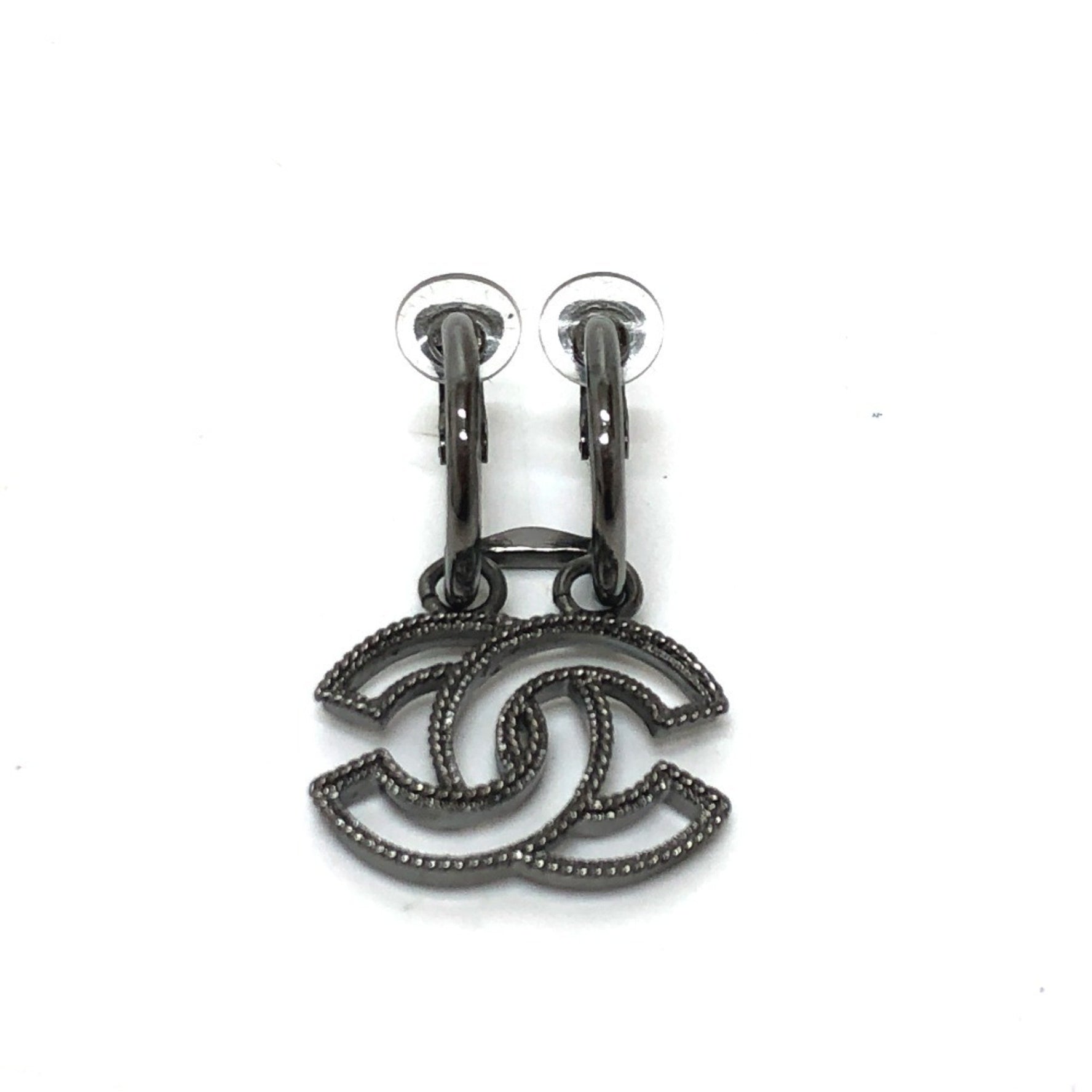 CHANEL CC Coco Mark Metal Earrings