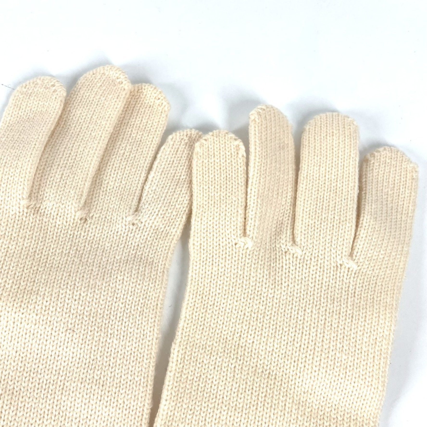 FENDI ZUCCA Wool Gloves Pink