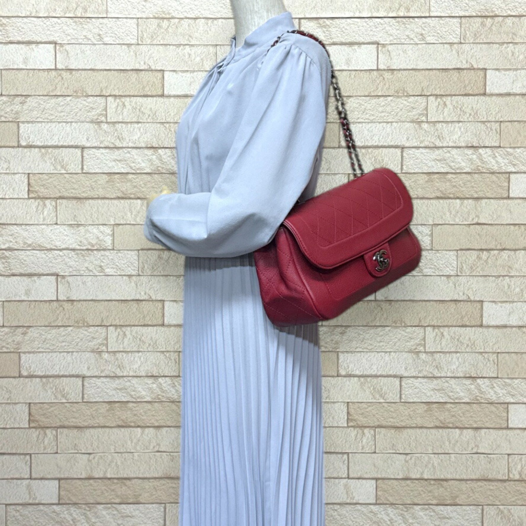 CHANEL Matelasse Shoulder Bag Leather Red W Chain