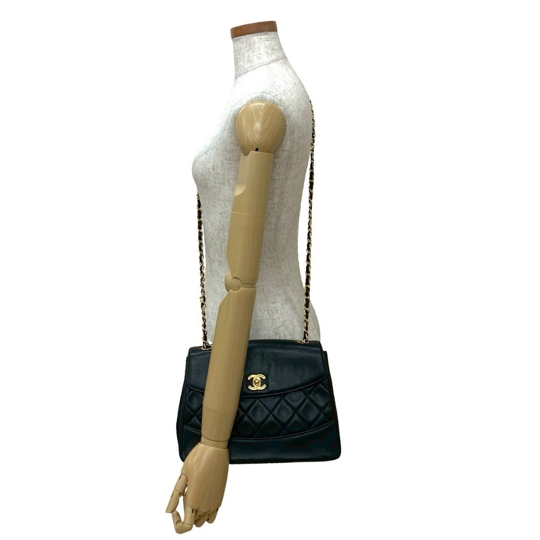 CHANEL Matelasse Coco Lambskin Chain Shoulder Bag Pochette