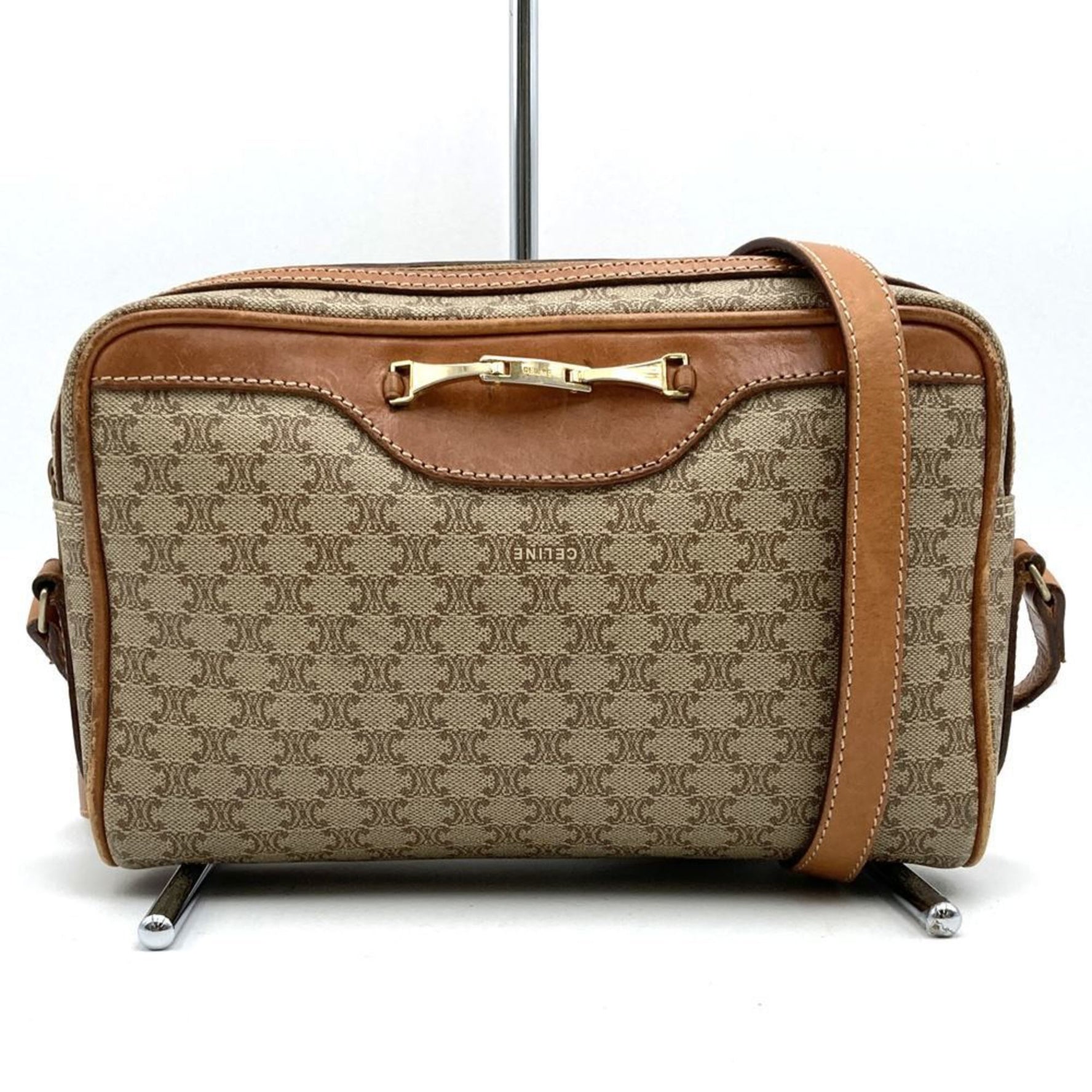 CELINE Shoulder bag Leather