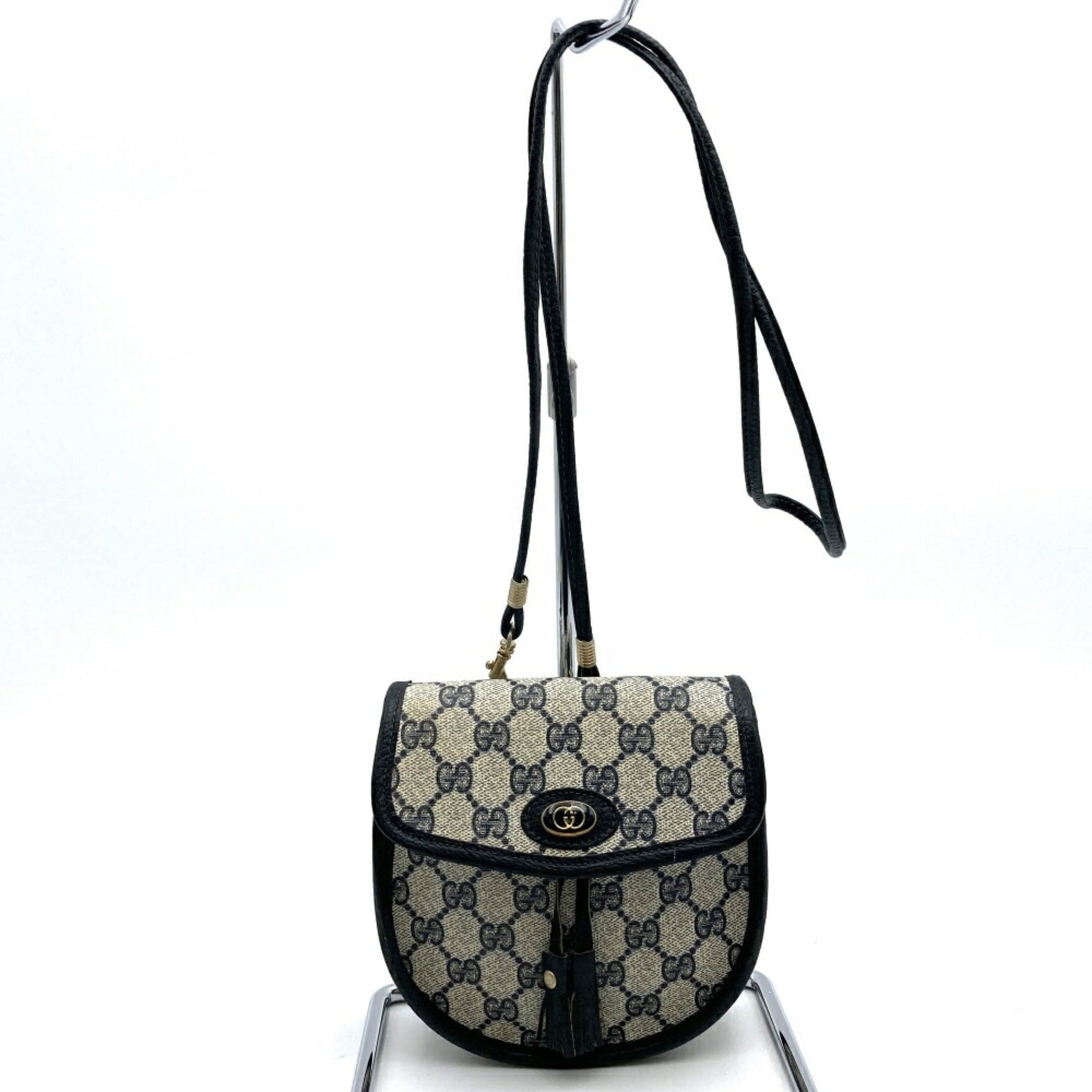 GUCCI Old 001 18 Shoulder Bag/Pouch/Pouch in GG Supreme Leather (Navy)