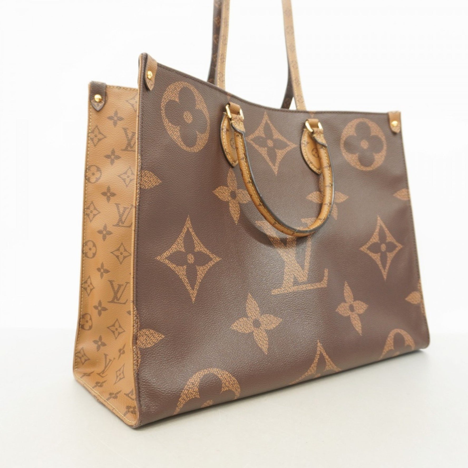 Louis Vuitton Monogram Giant Reverse On-the-Go Handbag Bag