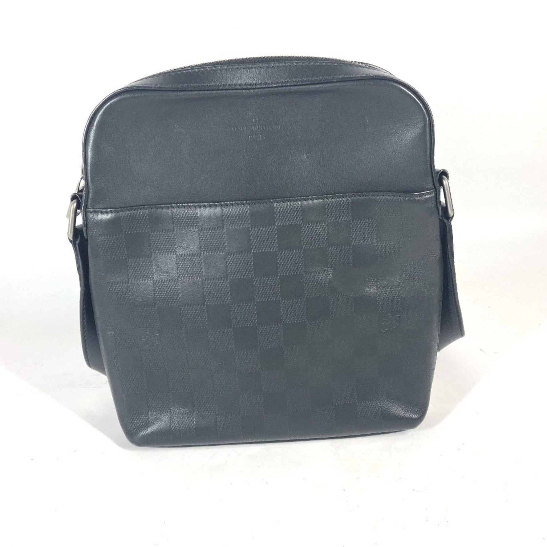 Louis Vuitton Damier Infini Pochette District Bag Crossbody Shoulder Leather Onyx Black