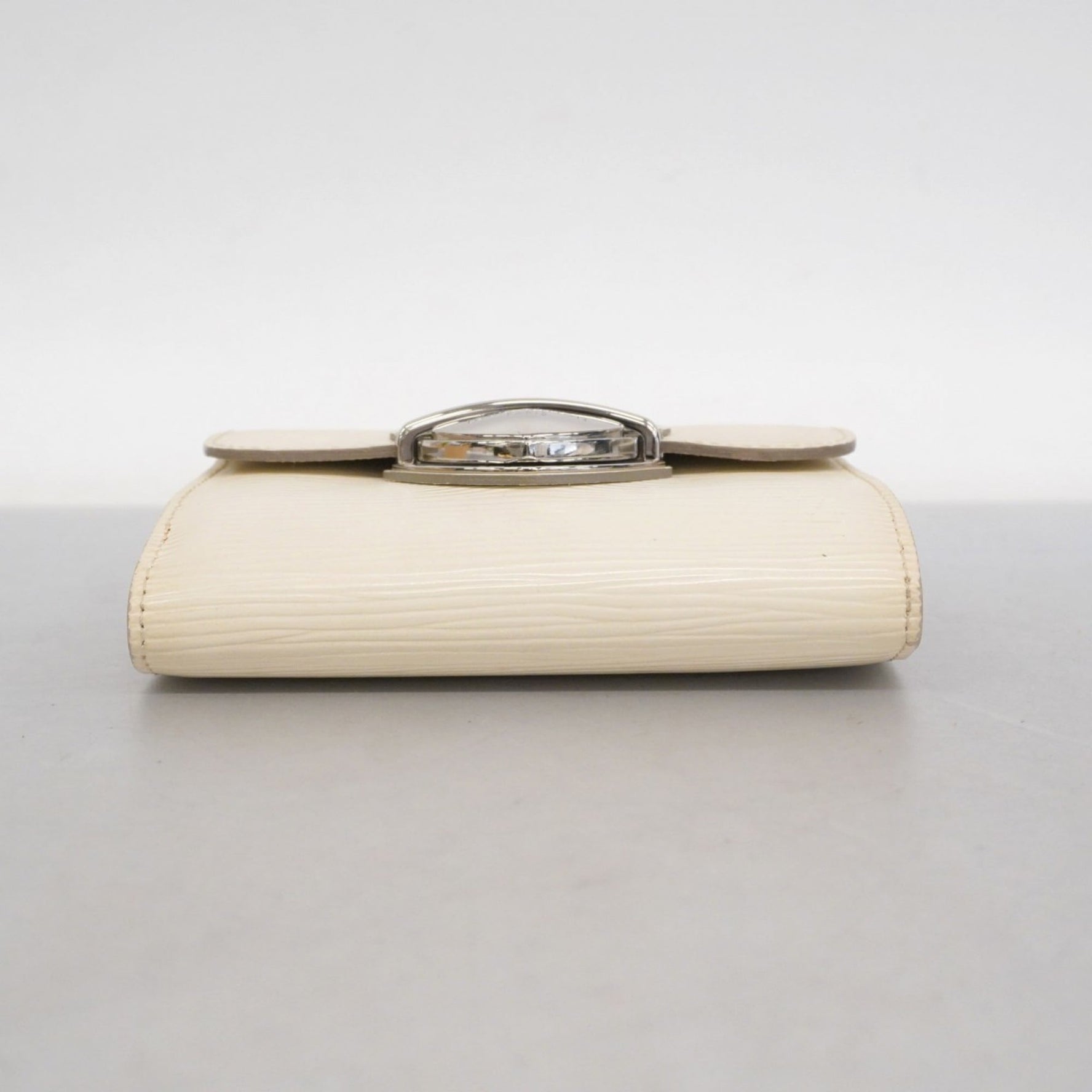 Louis Vuitton Epi Portefeuille Joy Tri-fold Wallet White