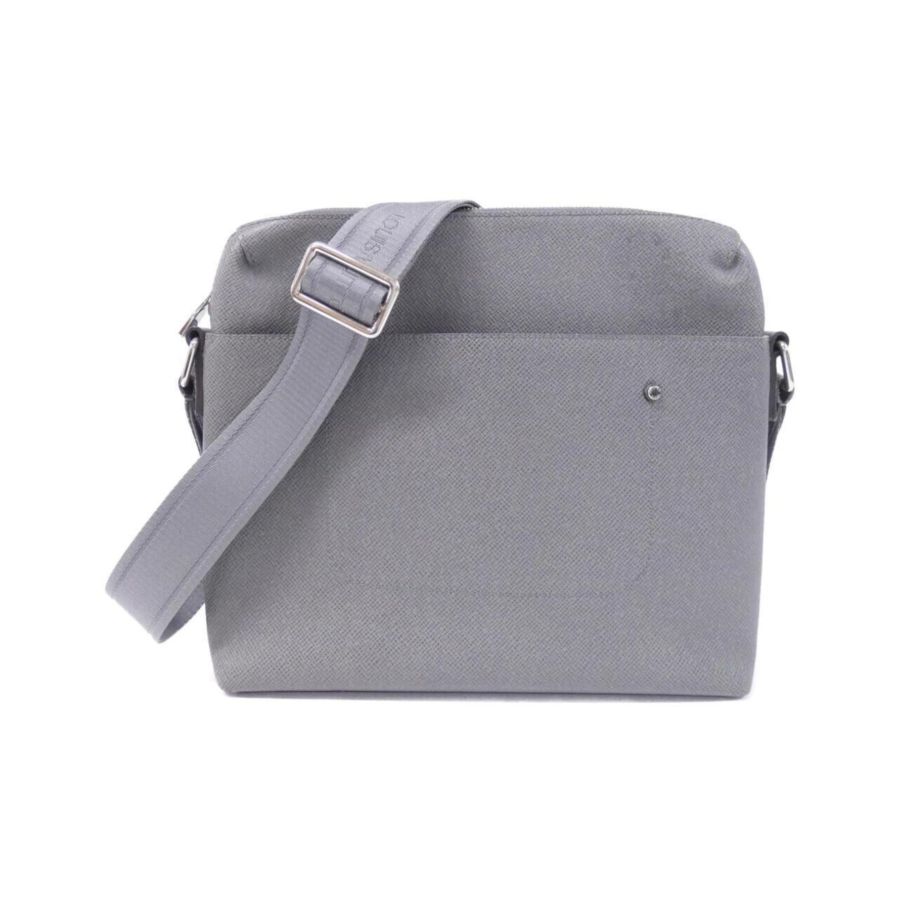 Louis Vuitton Taiga Grigori Messenger Shoulder Bag