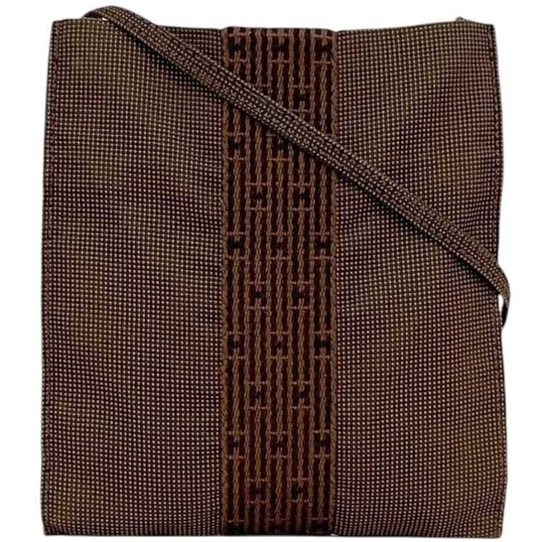 Hermes Hermès Air Pochette Shoulder Bag in Line Canvas. A mini crossbody bag perfect for unisex.