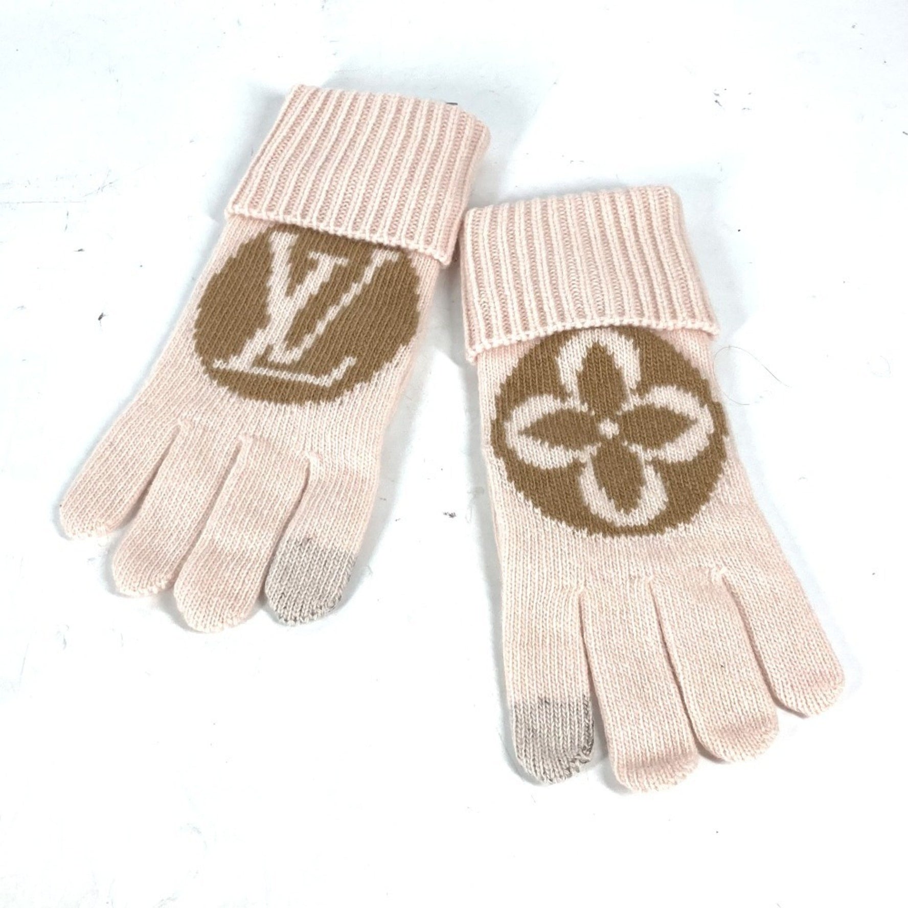 Louis Vuitton Flight Mode Glove Maille LV Medallion Gloves Wool Camel Rose Similar