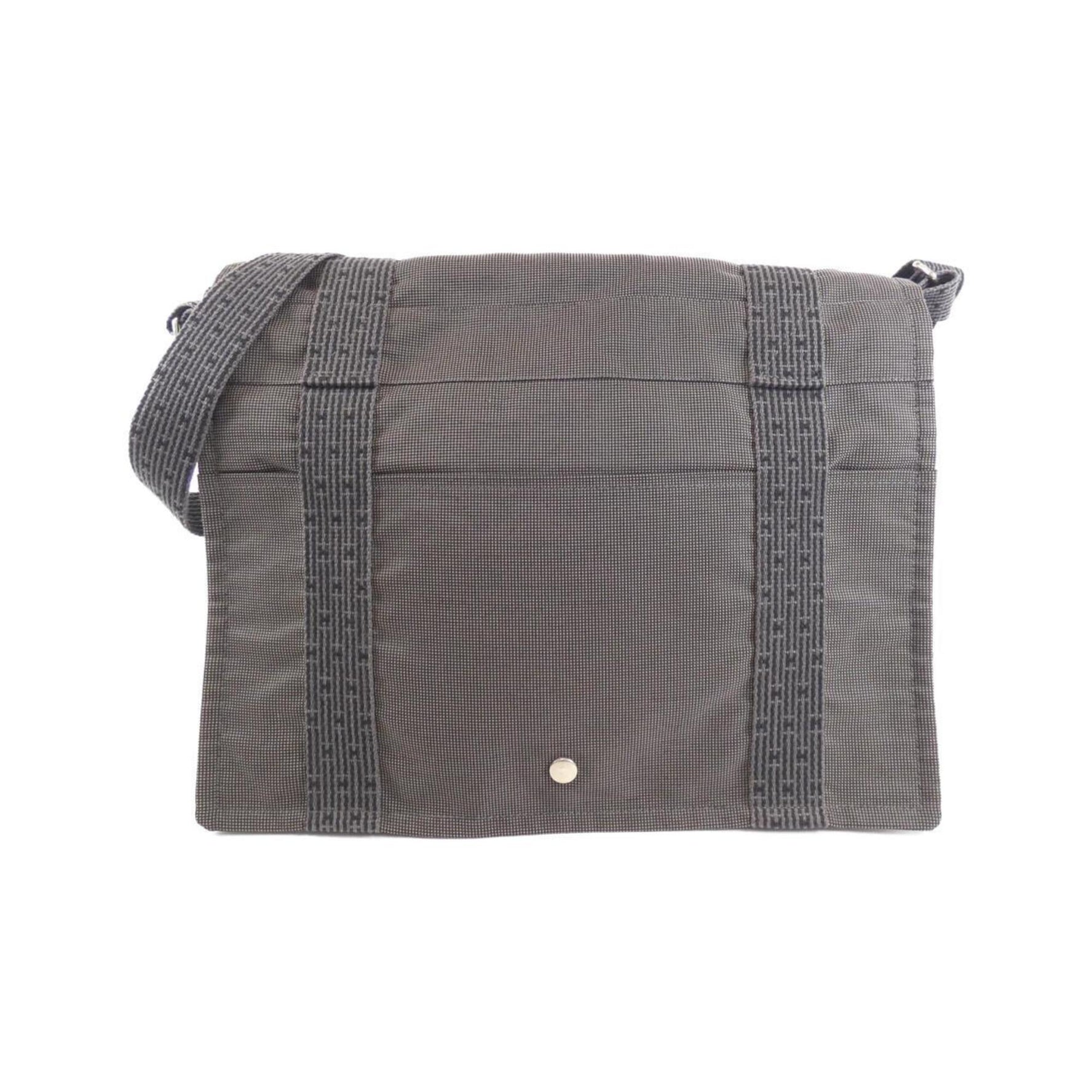 Hermes Air Line Bassus MM Shoulder Bag