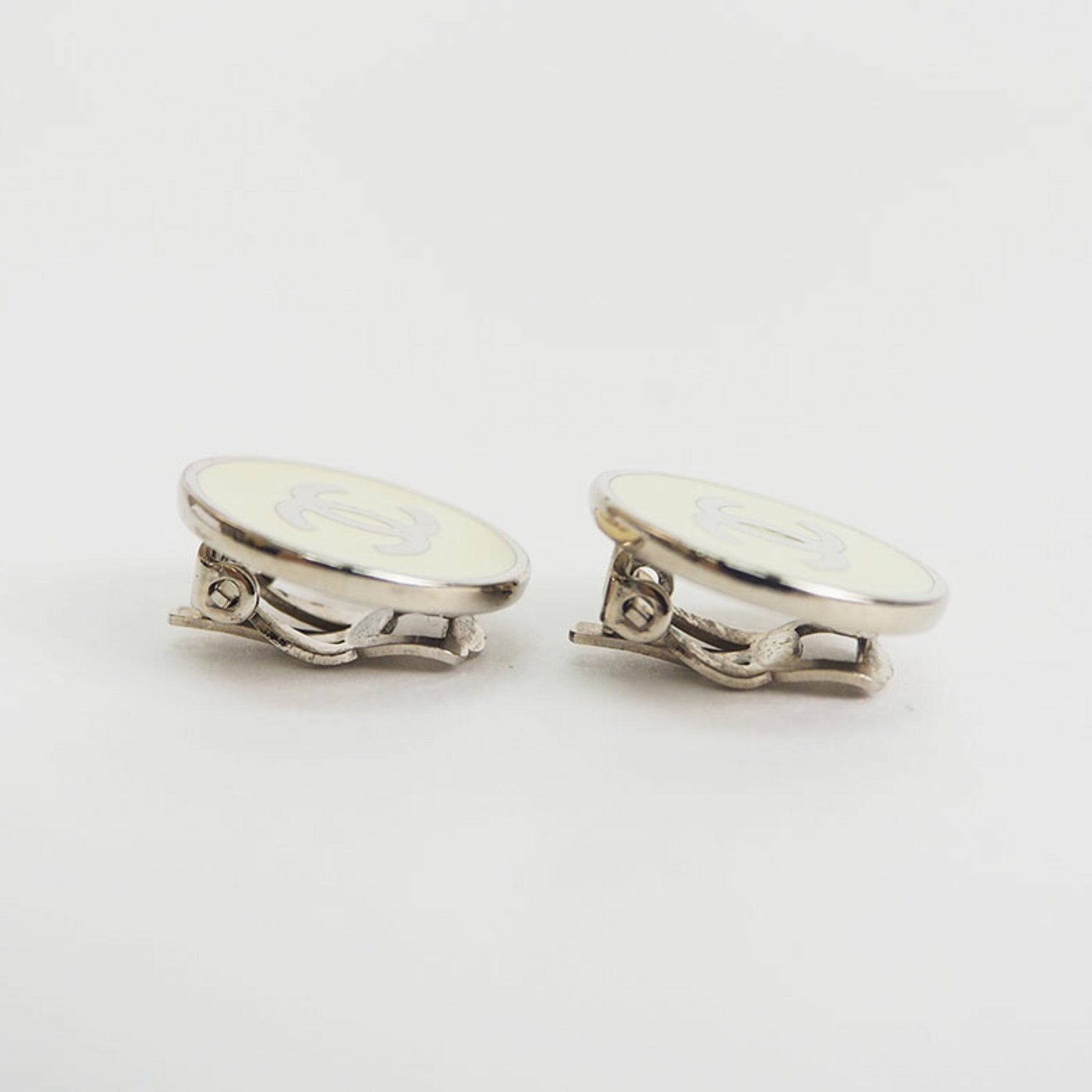 Chanel Coco Earrings Ivory x Silver Ladies