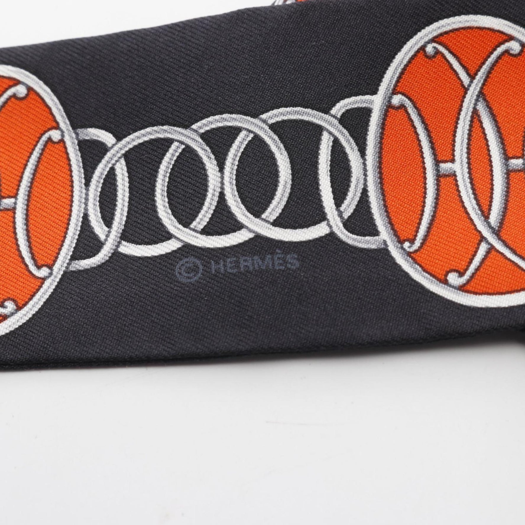 Hermes Hermès Twilly Lift Profile Silk Scarf in Black and Multicolor