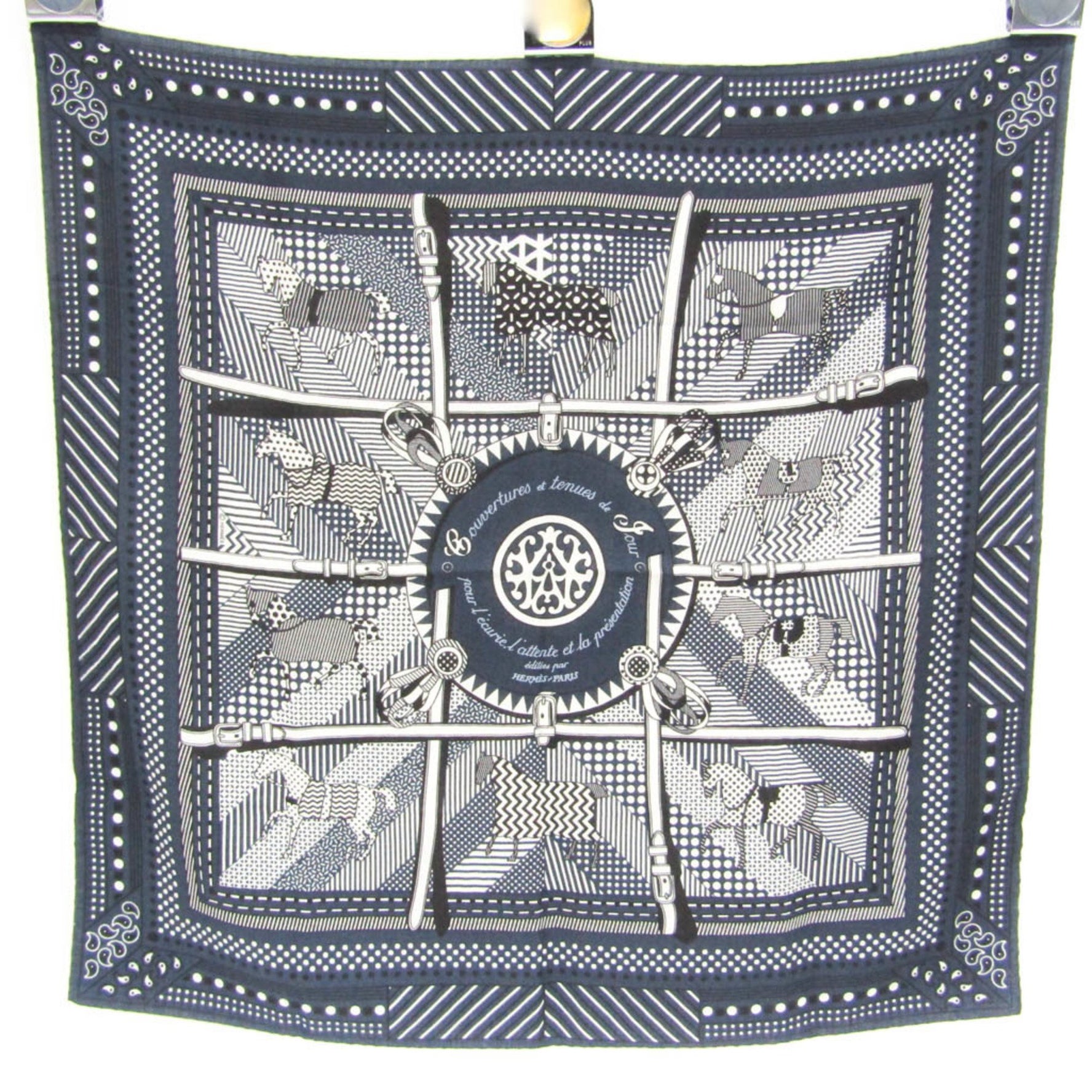 Hermes Carres Couvertures Et Tenues De Jour Silk Cashmere Bandana