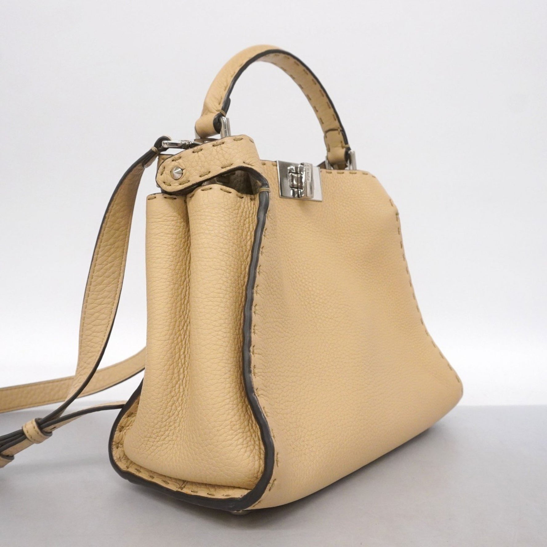 Fendi Selleria Peekaboo Leather Handbag