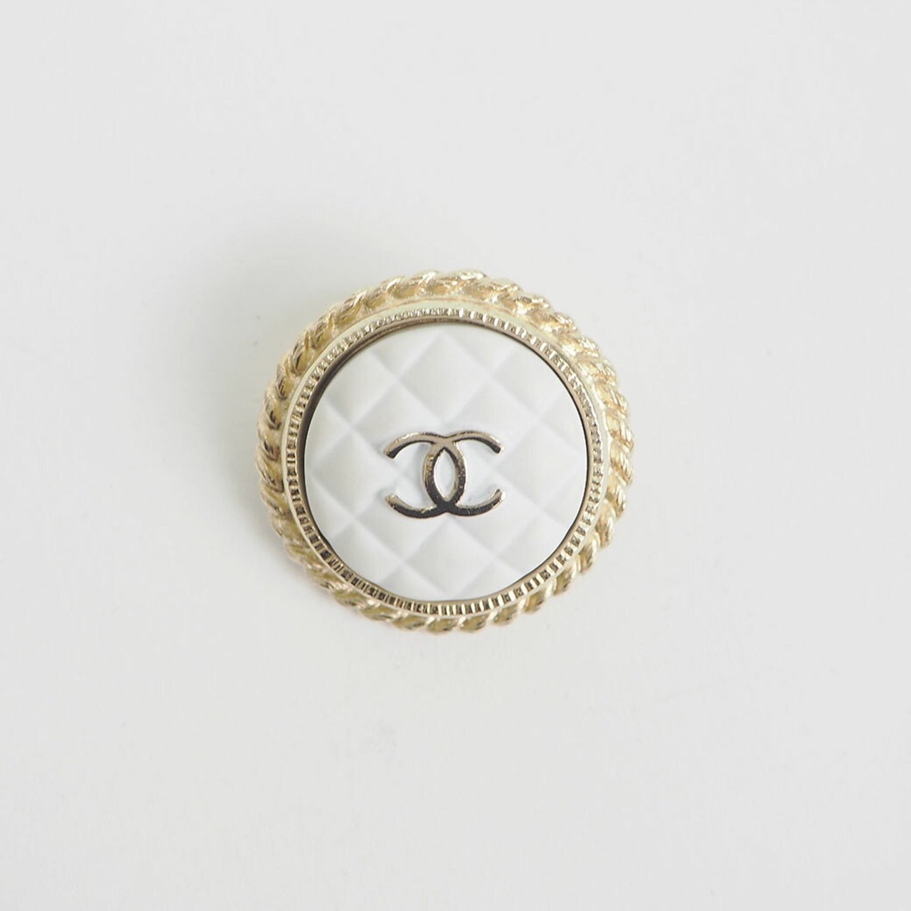 Chanel Chaina Matelasse Coco Brooch White x Gold