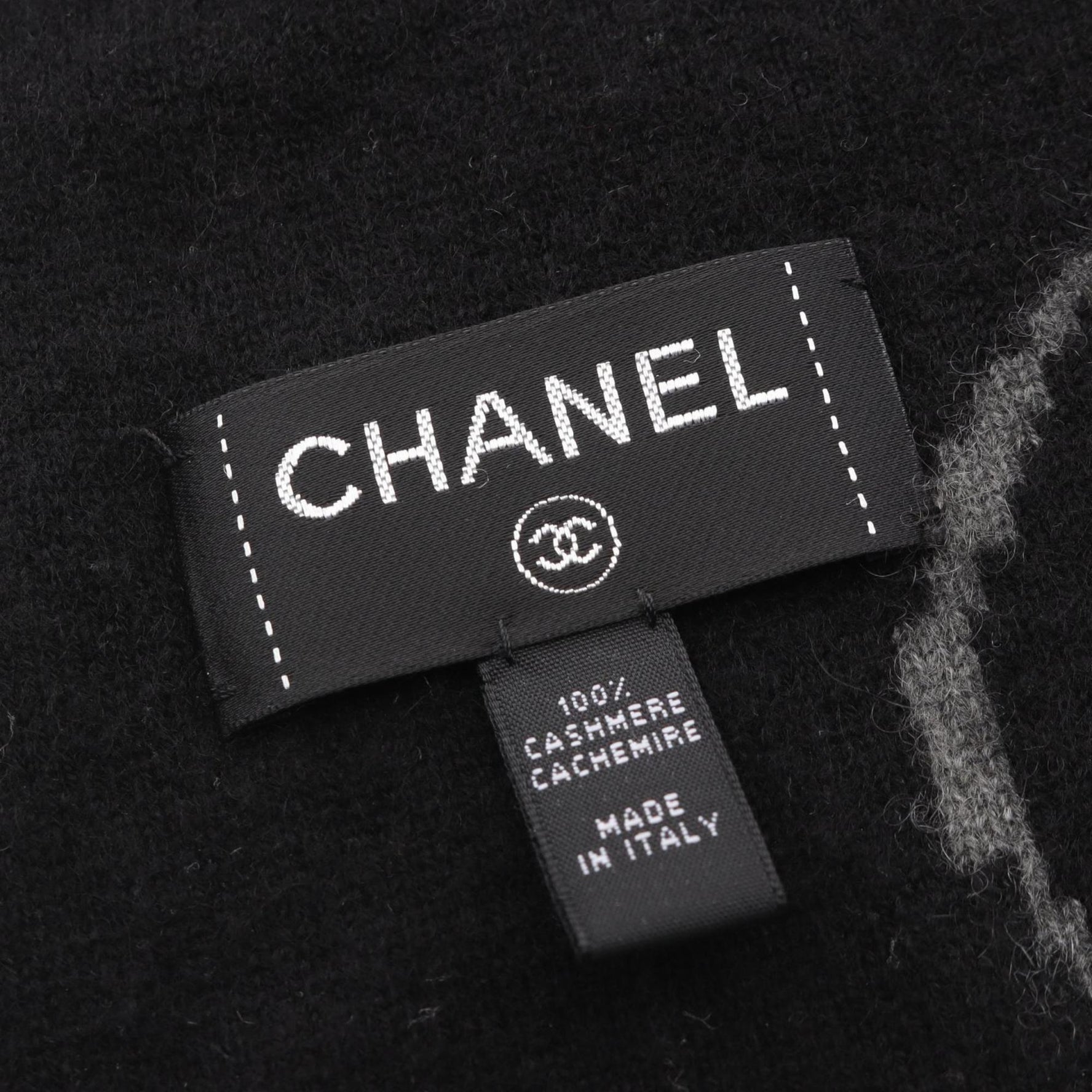 CHANEL Coco Mark Scarf/Scarf/Stole Cashmere Black/Gray