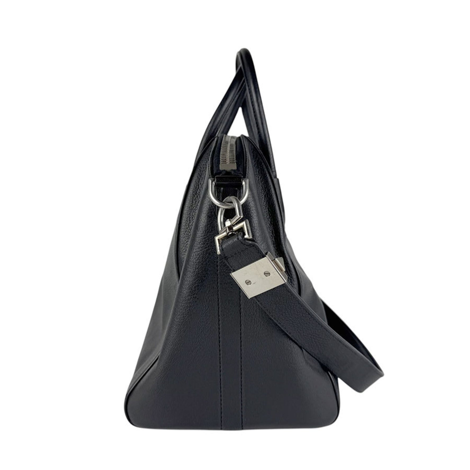 Givenchy Antigona Leather Shoulder Bag in