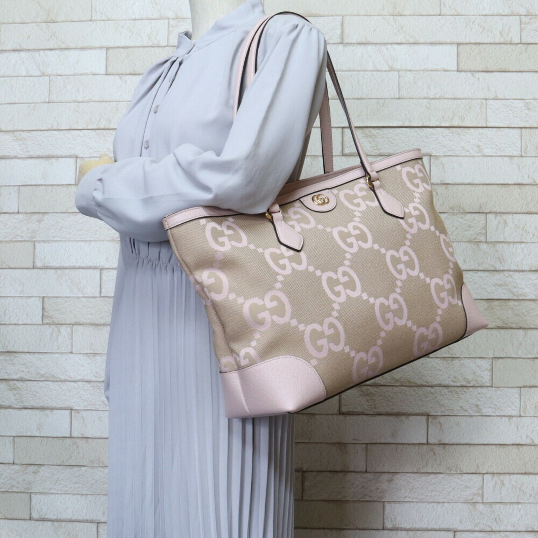 Gucci Jumbo GG Tote Bag Canvas Pink